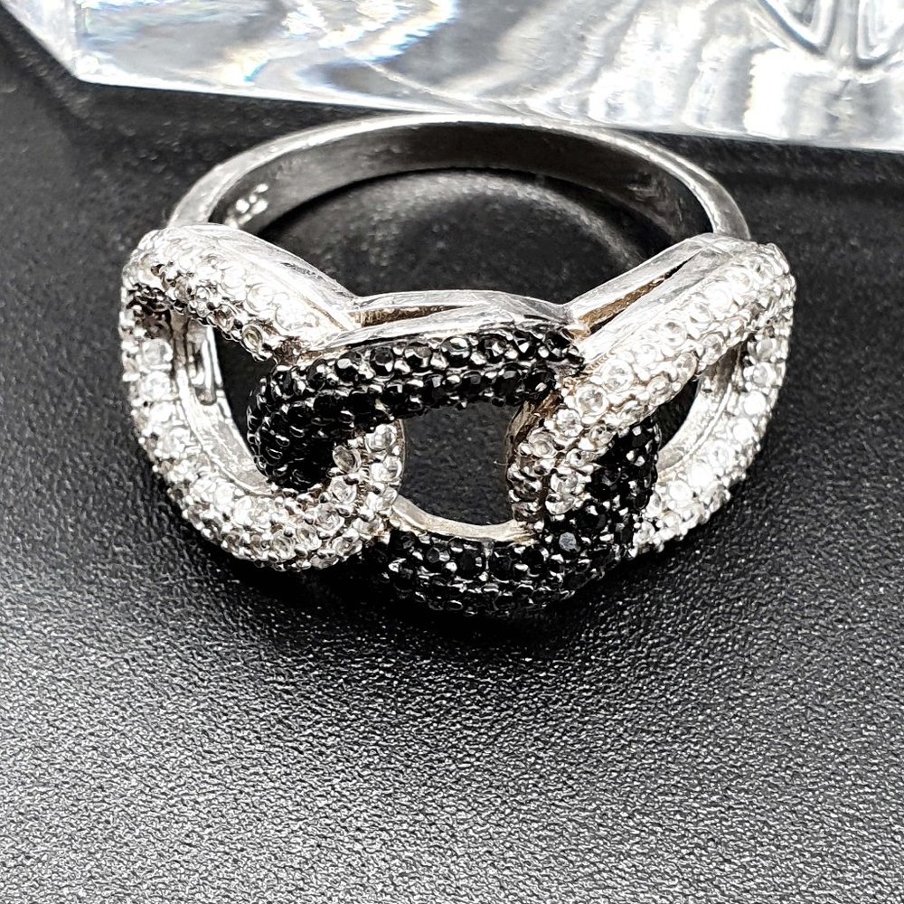 💜 Sterling Silver CZ Ring